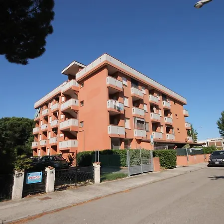 Apartman Agenzia Vear Costa D'oro *